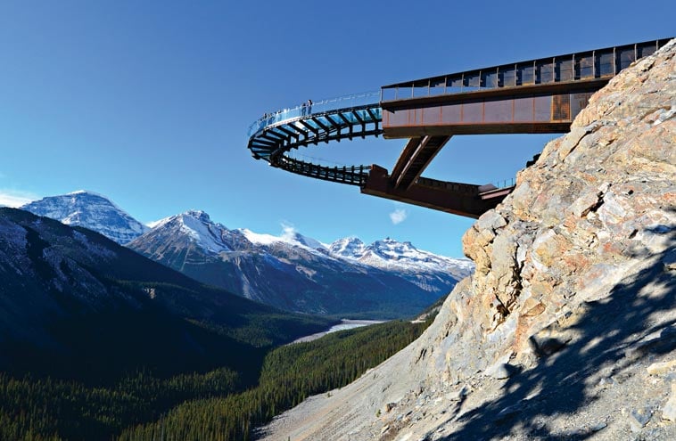Hasil gambar untuk Glacier Skywalk – Jasper National Park, Canada