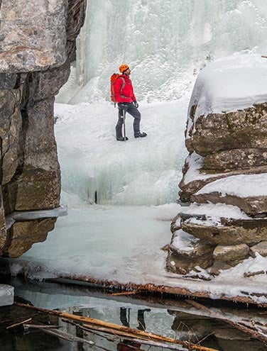 Maligne Canyon Icewalks