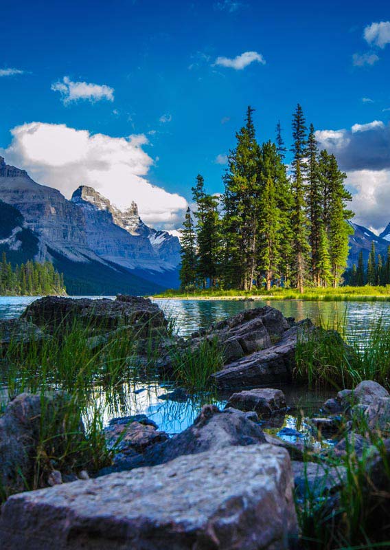 Spirit Island at Maligne Lake in Jasper National Park