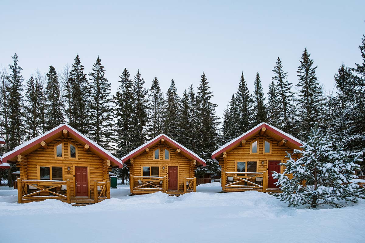 Pocahontas Cabins Cozy cabins ideal family vacation in Jasper, AB
