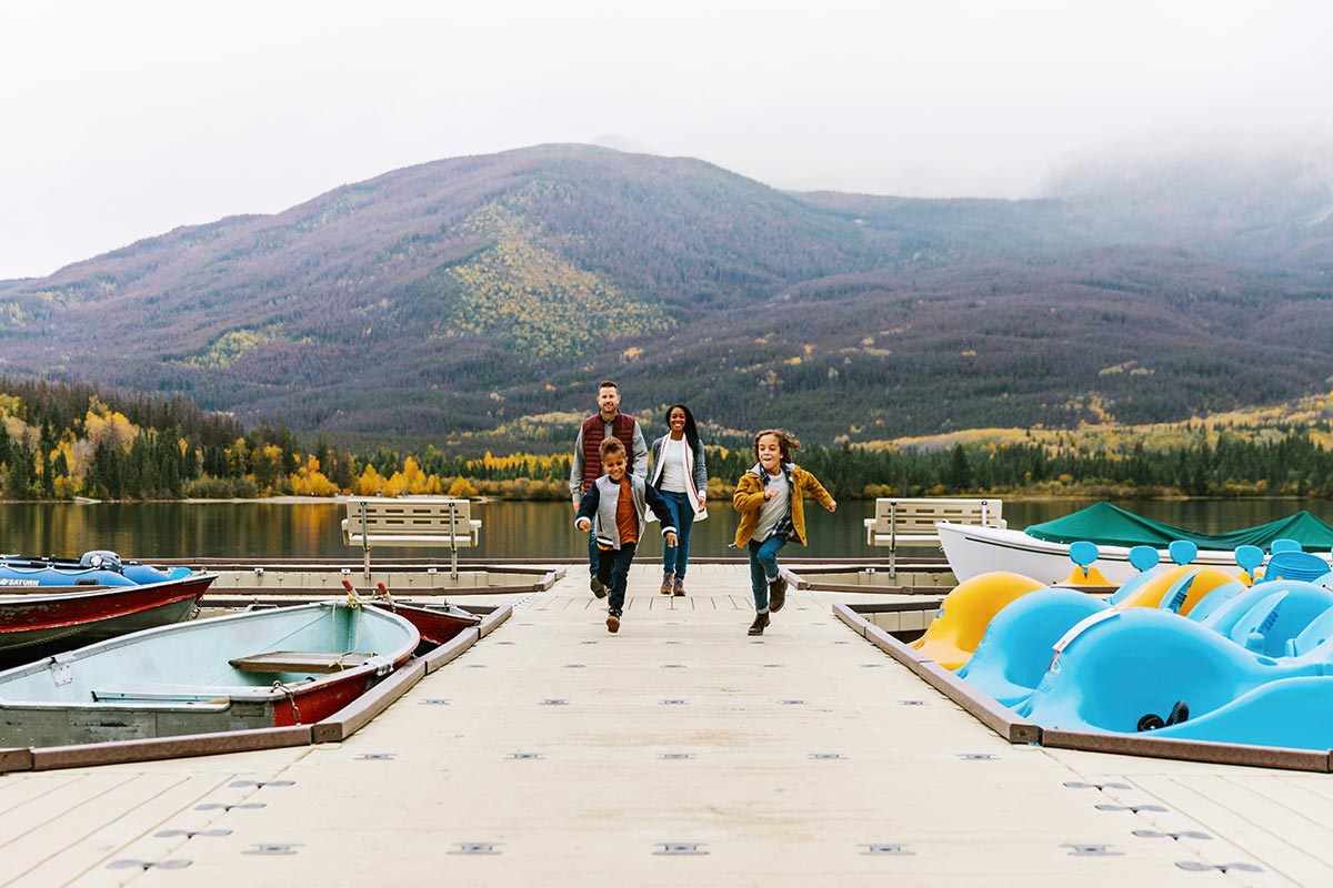 Pyramid Lake Resort Official Page Chaletstyle Hotel in Jasper, AB