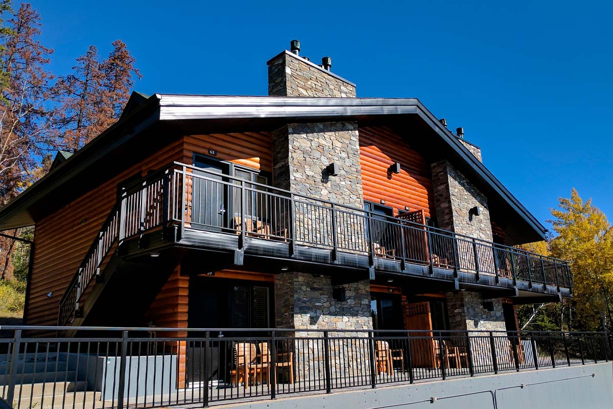 Pyramid Lake Resort Official Page Chaletstyle Hotel in Jasper, AB