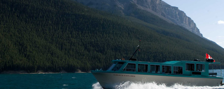 Banff Lake Cruise on Lake Minnewanka