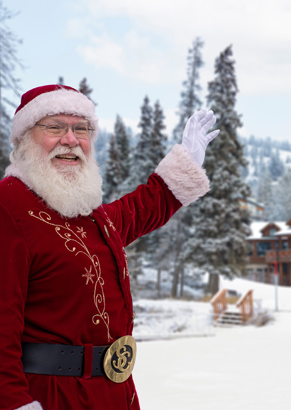 Santa waving outside the Pyramid Lake Lodge