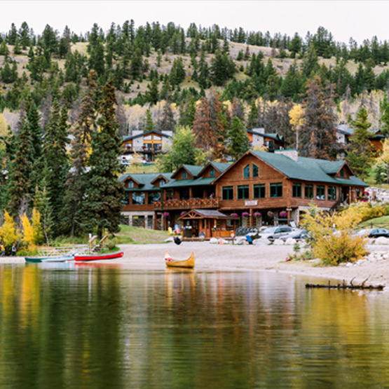 The exterior of Pyramid Lake Lodge